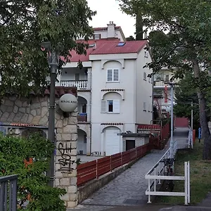  Apartment Josipa 1